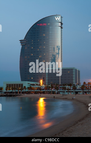 Hotel W anche conosciuto come Hotel Vela, Barcellona, Spagna Foto Stock