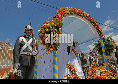 "Fiesta de la Mama Negra" tradizionale festa in Latacunga, Ecuador.sfilata di costumi e lungo le strade Foto Stock