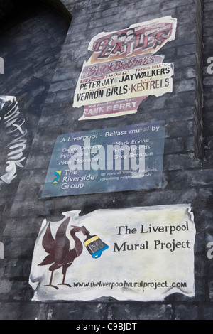 Il Liverpool progetto murale  Il Riverside group pitture murali del Beatles, Seaforth, Merseyside, Regno Unito Foto Stock