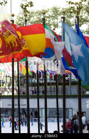 Il Rockefeller Center sulla Fifth Avenue e la sesta Avenue New York STATI UNITI D'AMERICA Foto Stock