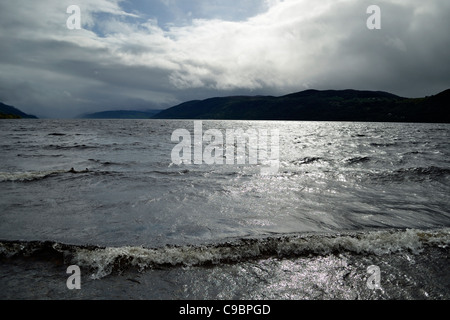 Loch Ness, Scozia, visto da Dores Foto Stock