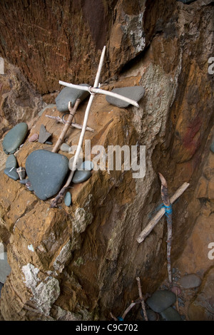 San Ninian's Cave sulla costa vicino a Whithorn in Dumfries and Galloway in Scozia Foto Stock