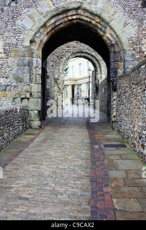 Arch al castello di Lewes ritratto Foto Stock