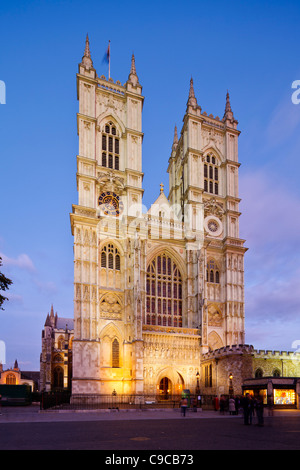 Abbazia di Westminster al crepuscolo, Londra Foto Stock