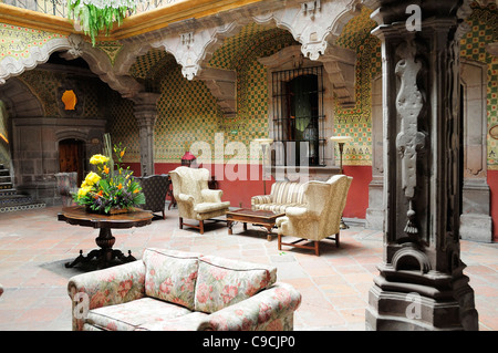 Messico, Bajio, Queretaro, cortile interno della Casa de la Marquesa hotel. Foto Stock