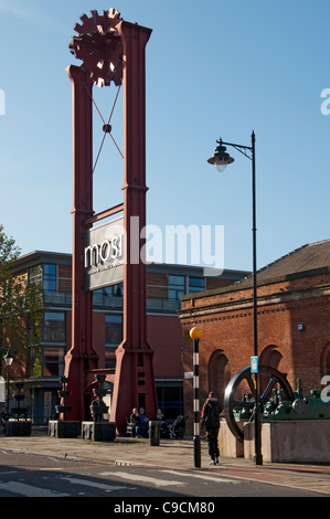 Ingresso al Museo della Scienza e dell'industria, inferiore Byrom Street, Manchester, Inghilterra, Regno Unito Foto Stock