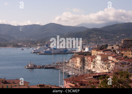 Vista da sopra, Portoferraio, Isola d'Elba, Italia Foto Stock