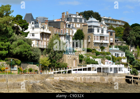 'Promenade du Clair de Lune" in Dinard (Brittany, Francia). Foto Stock