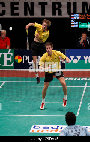 Badminton Giocatori Ruud Bosch (sinistra) da e Koen Ridder (destra) dai Paesi Bassi Foto Stock