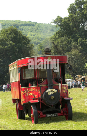 Un Foden C bus di tipo 'Puffing Billy' costruito 1923 e raffigurata qui a vapore Wiston Rally in West Sussex. Foto Stock