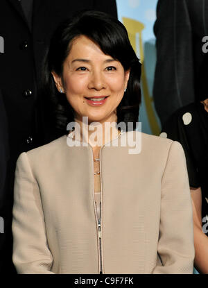 Sayuri Yoshinaga, Nov 29, 2011 : Novembre : Tokyo, Giappone, attrice giapponese Sayuri Yoshinaga appare in una conferenza stampa per il film "Kita no Kanaria tachi' in Tokyo. Foto Stock