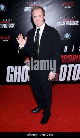 Brad Bird presso gli arrivi PER LA MISSIONE: IMPOSSIBILE - Protocollo fantasma Premiere, il Teatro Ziegfeld, New York, NY Dicembre 19, 2011. Foto di: Andres Otero/Everett Collection Foto Stock