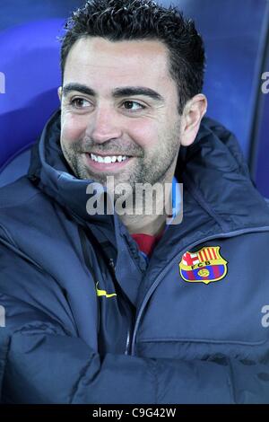 Xavi (Barcellona), dicembre 15, 2011 - Calcio : Xavi di Barcellona si siede sul banco di lavoro prima che la FIFA Club World Cup Semifinal match tra Al-Sadd Sports Club per bambini da 0 a 4 FC Barcellona a International Stadium di Yokohama Kanagawa, Giappone. (Foto di Kenzaburo Matsuoka/AFLO) Foto Stock