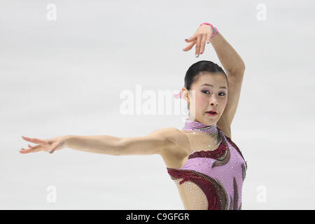 Kanako Murakami, dicembre 24, 2011 - Pattinaggio di Figura : tutto il Giappone la figura pattinare Championship 2011, Donne Single breve programma a cupola Namihaya, Osaka, Giappone. (Foto di Akihiro Sugimoto/AFLO SPORT) [1080] Foto Stock