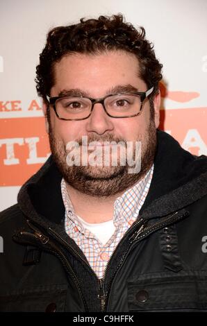 Bobby Moynihan presso gli arrivi per PORTLANDIA seconda stagione Premiere sul IFC, il Museo Americano di Storia Naturale di New York, NY, 5 gennaio 2012. Foto di: Eric Reichbaum/Everett Collection Foto Stock