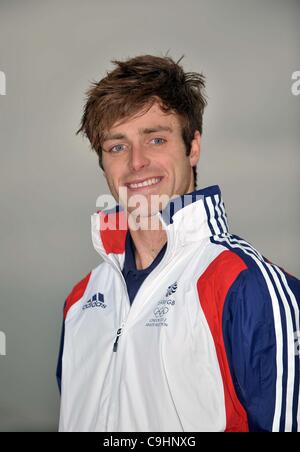 ExCel, LONDON, Regno Unito, Lunedì 09/01/2012. Luca pazienza. 470 class sailing team per GB a le Olimpiadi del 2012. Annuncio TeamGB della vela atleti. Foto Stock