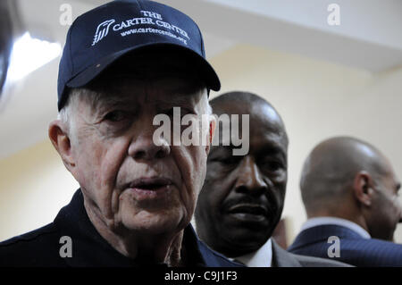 Gen. 10, 2012 - Egitto Egitto - Jimmy Carter presso l'asta Farag scuola. Durante la sua presidenza negli anni settanta, Carter ha aiutato broker accordi di Camp David che ha portato a un 1979 Accordo di pace tra Israele ed Egitto. -- Jimmy Carter in visita al comitato di elezione a stelo Farag scuola. Ex U.S. Presi Foto Stock