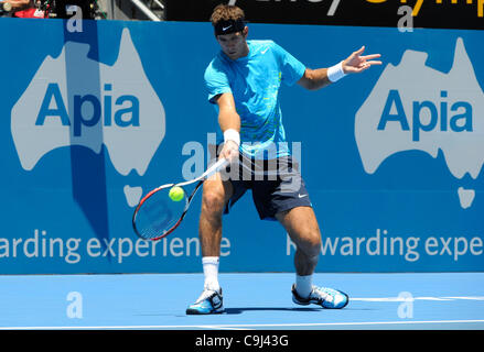 11.01.2012 Sydney, Australia. Del Porto in azione durante il secondo turno gioco. Juan Martin Del Potro (ARG)) V Lukasz Kubot (POL). Del Porto sconfigge Lukasz 6-4 6-2 sul Centre Court presso l'Australian Apia International Foto Stock