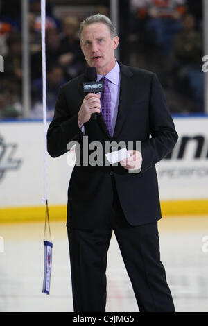 14 gennaio 2012 - Uniondale, New York, Stati Uniti - Ex New York isolani Patrick Flatley prima che il gioco tra il New York isolani e il Buffalo Sabres a Nassau Veterans Memorial Coliseum, Uniondale, NY. (Credito Immagine: © Debby Wong/Southcreek/ZUMAPRESS.com) Foto Stock