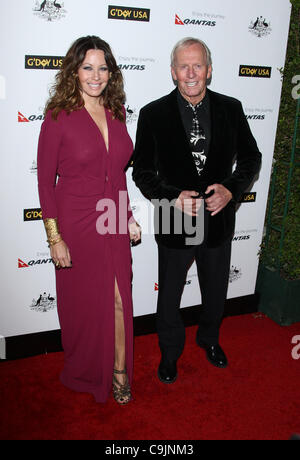 LINDA KOZLOWSKI & PAUL HOGAN G'Day STATI UNITI Australia settimana 2012 BLACK TIE GALA HOLLYWOOD Los Angeles California USA 14 Gennaio 201 Foto Stock