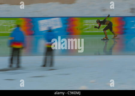 Gen. 16, 2012 - Innsbruck, Austria - Seitaro ICHINOHE gare durante gli uomini 1500m di pattinaggio di velocità degli eventi al Winter Olimpiadi della gioventù (YOG) 2012. Foto Stock