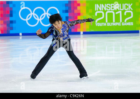 Gen. 16, 2012 - Innsbruck, Austria - Shoma Onu dal Giappone esegue durante gli uomini liberi dell evento di programma al Winter Olimpiadi della gioventù (YOG) 2012. (Credito Immagine: © Marcello Farina/Southcreek/ZUMAPRESS.com) Foto Stock