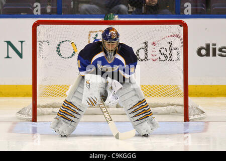 Gen 19, 2012 - Saint Louis, Missouri, Stati Uniti - San Louis Blues goalie Jaroslav Holak (41) Come si è visto nel corso di una partita di NHL tra i lubrificatori de Edmonton e St. Louis Blues al Scottrade Center di Saint Louis, Missouri. Gli Azzurri sconfitti i lubrificatori 1-0. (Credito Immagine: © Scott Kane/Southcreek/ZUMAPRES Foto Stock