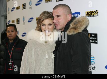 AnnaLynne McCord e Dominic Purcell presso gli arrivi per la coalizione creativa 2012 Iniziativa Spotlight Awards Gala Dinner al 2012 Sundance Film Festival , Park City, UT 22 gennaio 2012. Foto di: James Atoa/Everett Collection Foto Stock