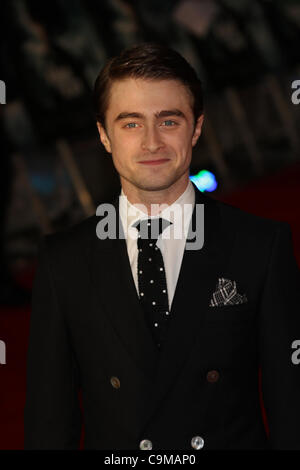 Londra, UK, 24/01/2012 Daniel Radcliffe assiste UK premiere del martello orrore adattamento di Susan Hill spooky romanzo. Diretto b Foto Stock