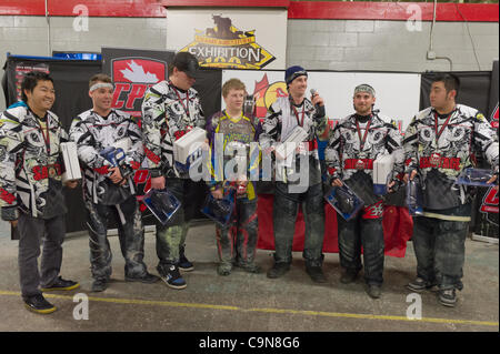 CALGARY IN CANADA - 2012-01-29 - sabotaggio prende la divisione 3 primo luogo sconfitta omicidio Inc nel loro secondo gioco del Canadian National Speedball finali dei Campionati. Foto Stock