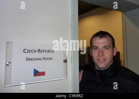 Slovacco giocatore di calcio di Slask Wroslaw pone in Repubblica Ceca Spogliatoio al City Stadium di Wroclaw, dove il calcio ceca squadra giocherà durante Euro 2012. Polonia Wroclaw, 24 gennaio 2012. (CTK foto/Martin Gregor) Foto Stock