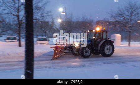 Febbraio 5, 2012 - insolitamente forte nevicata in Italia centrale, Imola, Italia. (Foto di Enrico Calderoni/AFLO [0391] Foto Stock