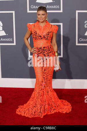 Febbraio 12, 2012 - Los Angeles, California, Stati Uniti - FERGIE arriva per il2012 Grammy Awards alla Staples Center. (Credito Immagine: © Lisa O'Connor/ZUMAPRESS.com) Foto Stock