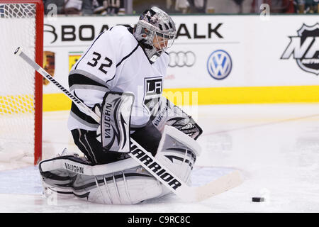 Febbraio 12, 2012 - Dallas, Texas, USA - Los Angeles Kings Goalie Jonathan Quick (32) durante l'azione tra i Dallas Stars e la Re. LA sconfitte Dallas 4-2 all'American Airlines Center. (Credito Immagine: © Andrew Dieb/Southcreek/ZUMAPRESS.com) Foto Stock