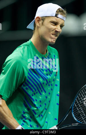 Febbraio 15, 2012 - San Jose, California, Stati Uniti - Matthew Ebden (AUS) compete durante il primo round di gioco a livello del SAP Open a HP Pavilion a San Jose, CA. Ebden avanzate per il secondo round con un con un 6-7 (7-9), 6-2, 7-6 (7-1) vincere. (Credito Immagine: © Matt Cohen/Southcreek/ZUMAPRESS.com) Foto Stock