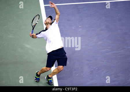 Febbraio 15, 2012 - San Jose, California, Stati Uniti - Andy Roddick (USA) compete durante il secondo turno di gioco a livello del SAP Open a HP Pavilion a San Jose, CA. (Credito Immagine: © Matt Cohen/Southcreek/ZUMAPRESS.com) Foto Stock