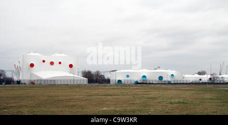 Londra, UK, 22/02/2012 edifici futuristici per le Olimpiadi di Londra 2012 eventi di tiro presso il Royal Artillery Barracks in sout Foto Stock