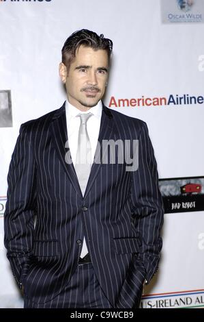 Colin Farrell presso gli arrivi per Oscar Wilde: onorare gli irlandesi in pellicola, Bad Robot, Los Angeles, CA, 23 febbraio 2012. Foto Da: Michael Germana/Everett Collection Foto Stock