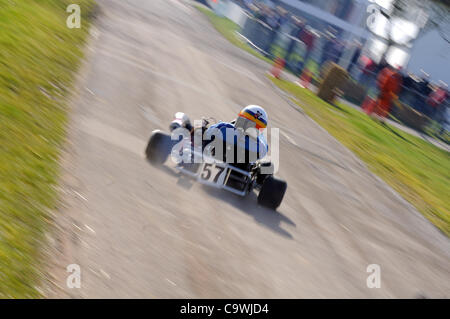 25 Feb 2012 - Stoneleigh Park, Coventry, Regno Unito. Historic racing kart dimostrazione presso il 2012 Race Retro mostra Foto Stock