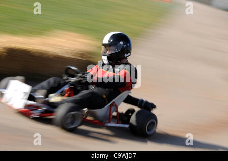 25 Feb 2012 - Stoneleigh Park, Coventry, Regno Unito. Historic racing kart dimostrazione presso il 2012 Race Retro mostra Foto Stock