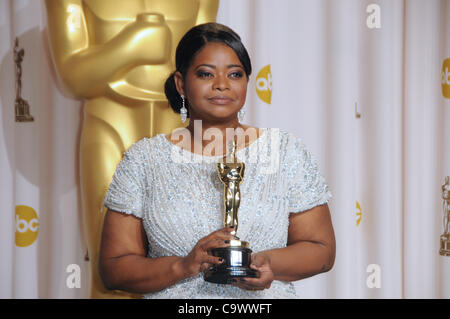 Febbraio 26, 2012 - Los Angeles, California, Stati Uniti - Octavia Spencer.84ma annuale di Academy Awards - pressroom detenute all'Hollywood & Highland Center , Los Angeles,CA. Febbraio 26 - 2012.(Immagine di credito: Â© D. lunga/Globe foto/ZUMAPRESS.com) Foto Stock