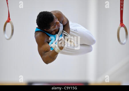 L'inglese campionati di ginnastica Dartford Kent 3.2.12. Courtney Tulloch Foto Stock