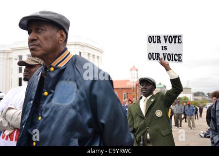 09 mar 2012. I dimostranti rally per l'immigrazione e i diritti di voto dopo Selma a Montgomery marzo. Foto Stock