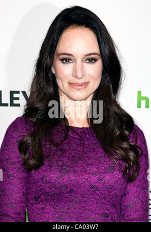 Madeleine Stowe presso gli arrivi per vendetta al PaleyFest 2012, Saban Theatre di Los Angeles, CA Marzo 11, 2012. Foto di: Emiley Schweich/Everett Collection Foto Stock