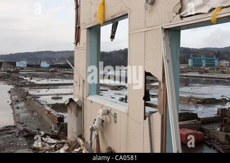 Distruzione dello Tsunami sul 1 ° anniversario dell'11 marzo 2011 il terremoto e lo tsunami, in Minami-Sanriku, regione di Tohoku, Giappone domenica 11 marzo 2012. Foto Stock