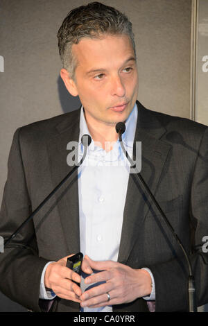 Marzo 15, 2012 - Melbourne, Victoria, Australia - Michael Cati, Managing Director di pneumatici Pirelli Australia al Pirelli Media briefing all'edificio di Rialto, 525 Collins Street davanti al la 2012 Formula Uno Australian Grand Prix sul circuito dell'Albert Park di Melbourne, Australia. (Credito Imag Foto Stock