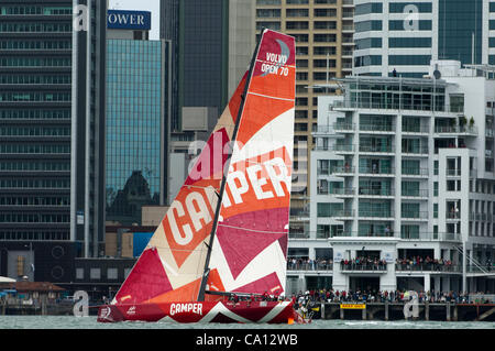 CAMPER con Emirates Team New Zealand conduce dall'inizio alla fine. Porta in gara. Scalo di Auckland. Volvo Ocean Race 2011 - 12. 17/3/2012 Foto Stock