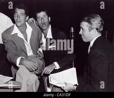 DEAN MARTIN Jerry Lewis.Jimmy Stewart Radio Show.(Immagine di credito: Â© Smp/Globe foto/ZUMAPRESS.com) Foto Stock