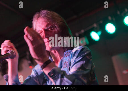 Roma, Italia, giovedì, 29 marzo 2012. Settanta folk rock gruppo Strawbs giocare un concerto acustico a Roma. Il loro unico concerto a Roma dal 1973. Nella foto il chitarrista e cantante Dave Lambert. Foto Stock