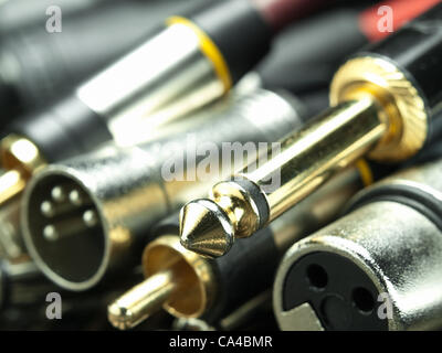 Cavi audio closeup, per l'audio,cablaggio o temi audio Foto Stock